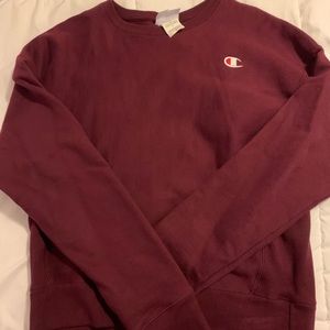 Maroon champion sweatshirt